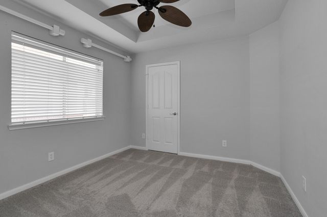 106 Snug Harbor Drive, Conroe, TX 77356