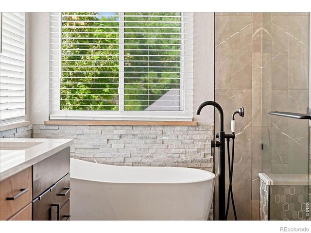 418 Expedition Lane, Johnstown, CO 80534