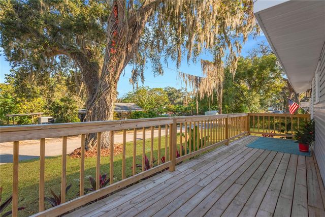 5226 LIME AVENUE, Seffner, FL 33584