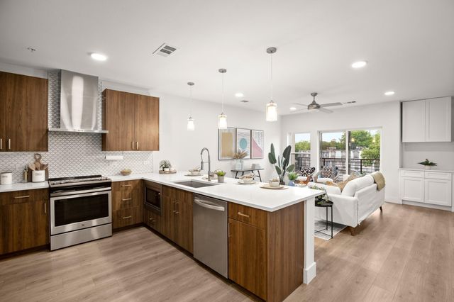 2213 Poquito ST 306, Austin, TX 78722