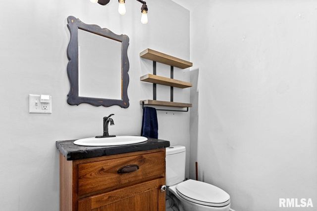 13309 W ROUTE 90, Princeville, IL 61559