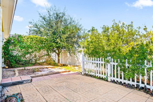 1117 S 9th St 804, Port Aransas, TX 78373