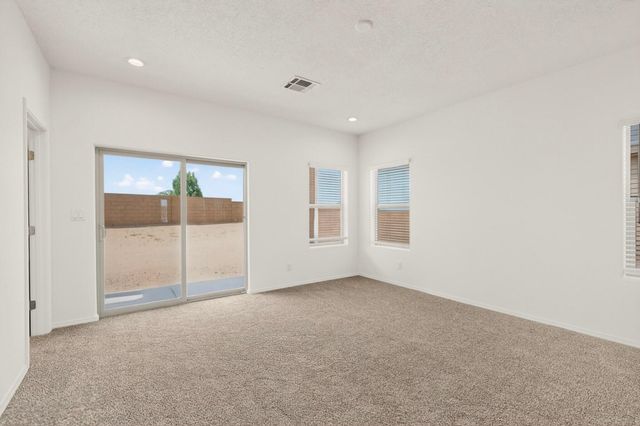 308 Prism Avenue SW, Rio Rancho, NM 87124