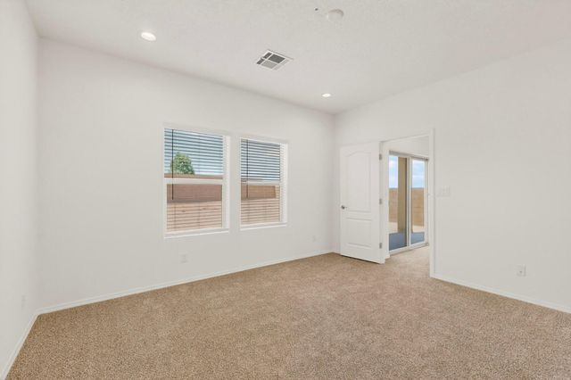 308 Prism Avenue SW, Rio Rancho, NM 87124