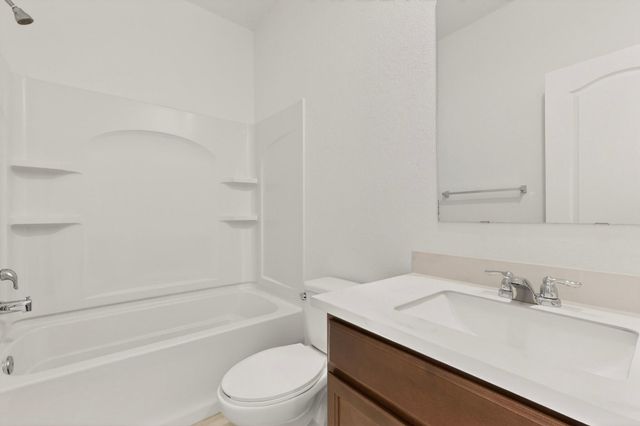 308 Prism Avenue SW, Rio Rancho, NM 87124