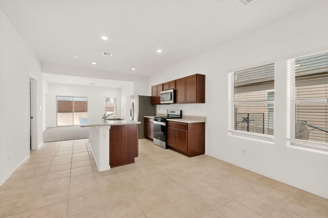 308 Prism Avenue SW, Rio Rancho, NM 87124