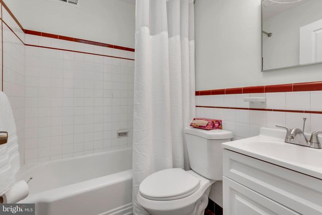 1527 MONTANA AVE NE, Washington, DC 20018