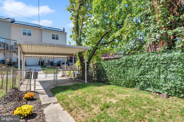 1527 MONTANA AVE NE, Washington, DC 20018