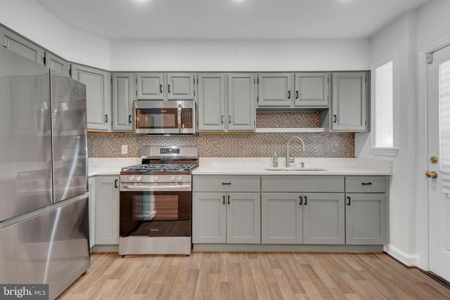 1527 MONTANA AVE NE, Washington, DC 20018