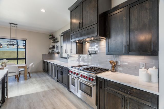 8805 Silver Oak Lane NE, Albuquerque, NM 87113