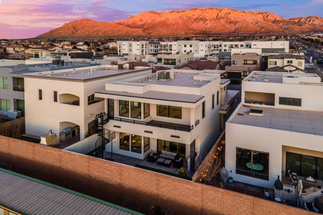 8805 Silver Oak Lane NE, Albuquerque, NM 87113