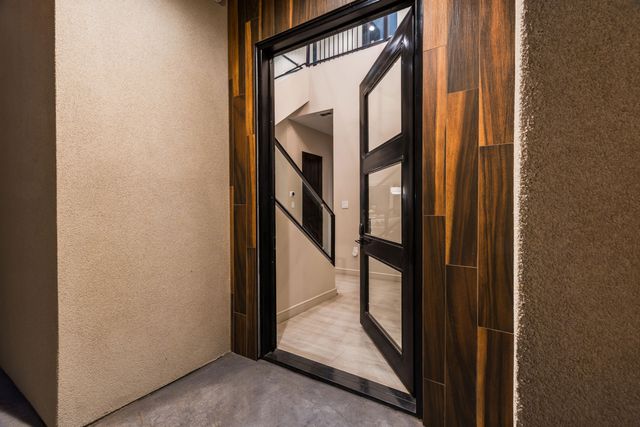 8805 Silver Oak Lane NE, Albuquerque, NM 87113