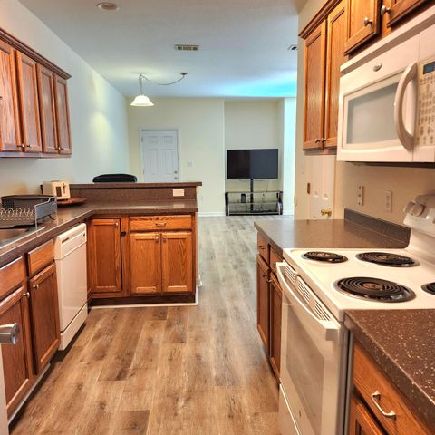 108 Farrah Avenue, Niceville, FL 32578