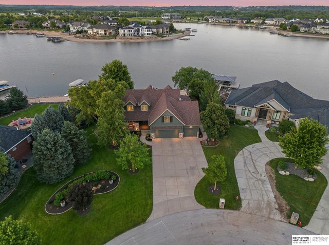 127 N 248th Circle, Waterloo, NE 68069