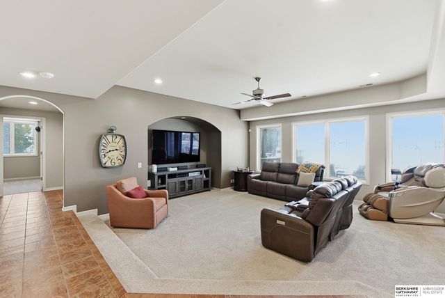 127 N 248th Circle, Waterloo, NE 68069