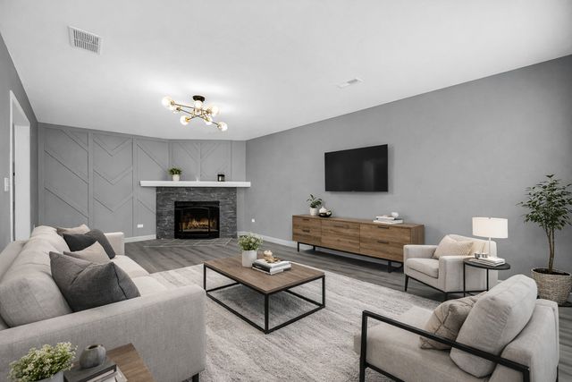 4210 Birchwood Road, Richton Park, IL 60471