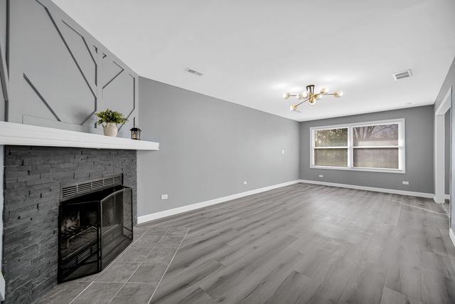 4210 Birchwood Road, Richton Park, IL 60471