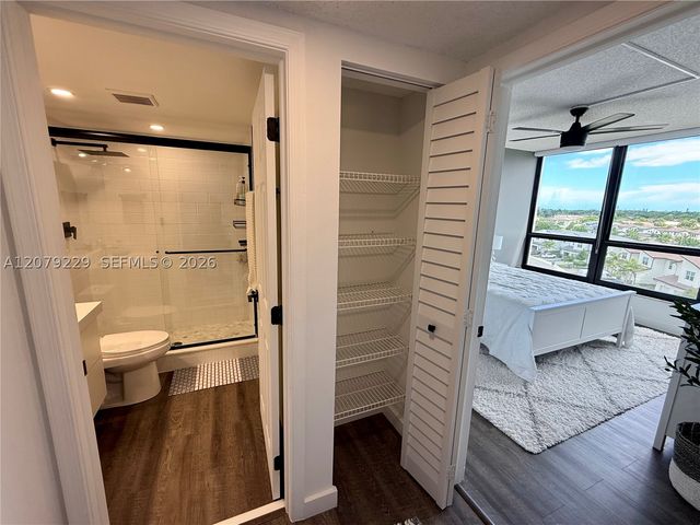 5951 Wellesley Park Dr 605, Boca Raton, FL 33433