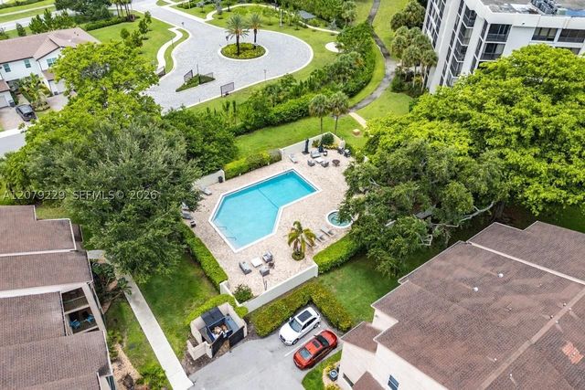 5951 Wellesley Park Dr 605, Boca Raton, FL 33433