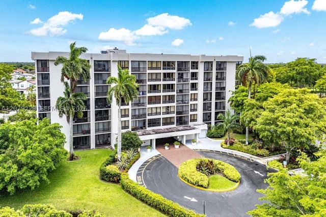 5951 Wellesley Park Dr 605, Boca Raton, FL 33433