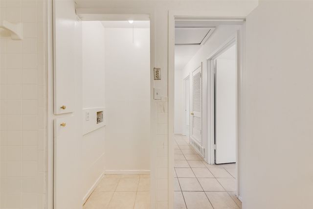 506 N Elm Street A, Arlington, TX 76011