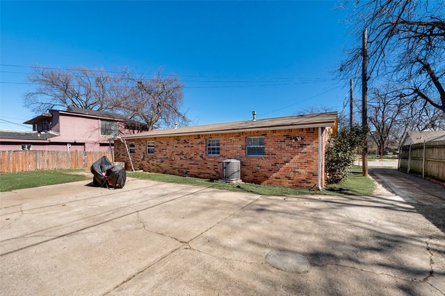 506 N Elm Street A, Arlington, TX 76011