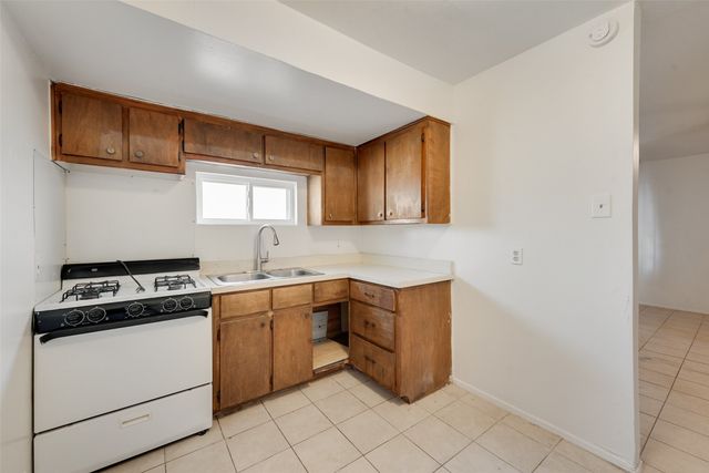 506 N Elm Street A, Arlington, TX 76011