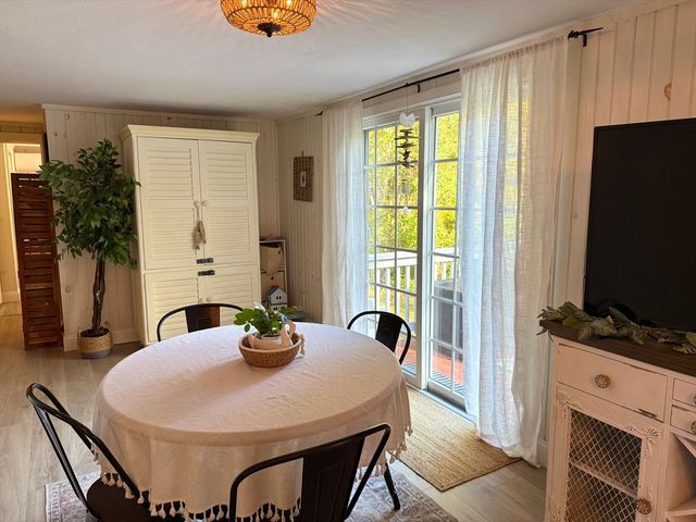 28 Swan Lake Rd, Yarmouth, MA 02673