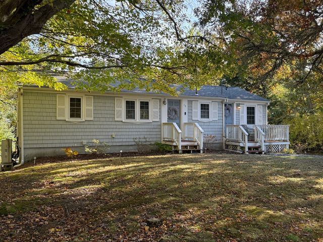 28 Swan Lake Rd, Yarmouth, MA 02673