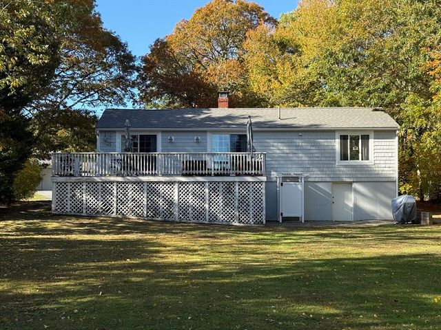 28 Swan Lake Rd, Yarmouth, MA 02673