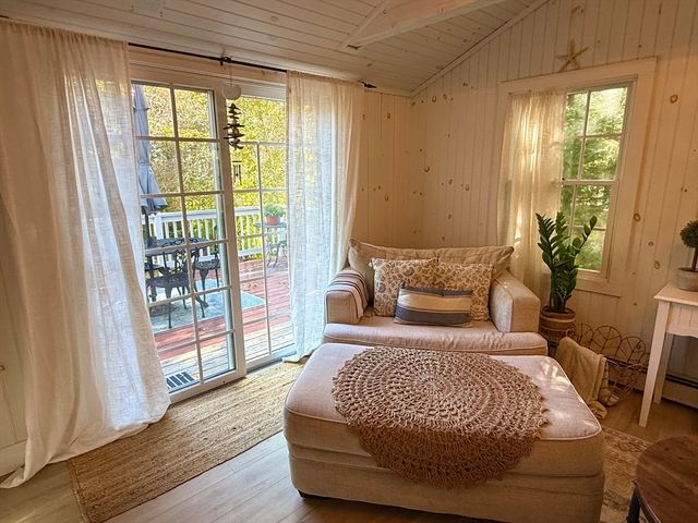 28 Swan Lake Rd, Yarmouth, MA 02673