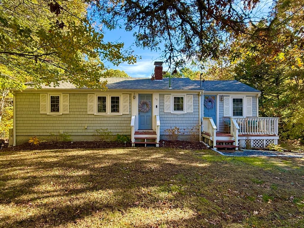 28 Swan Lake Rd, Yarmouth, MA 02673