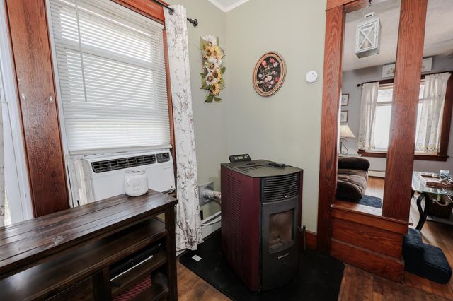 80 Baldwin Street, Laconia, NH 03246
