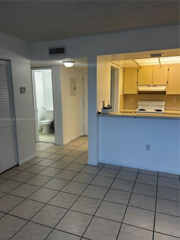 6955 NW 186th St F407, Hialeah, FL 33015