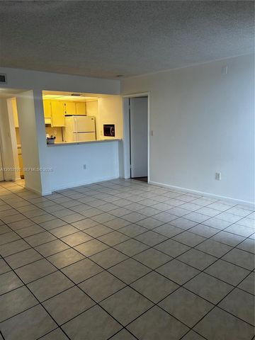 6955 NW 186th St F407, Hialeah, FL 33015