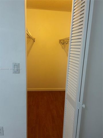 6955 NW 186th St F407, Hialeah, FL 33015