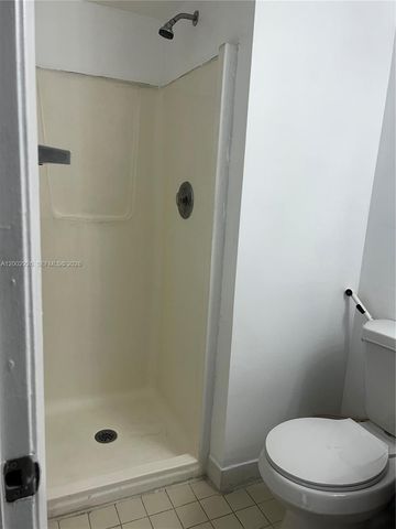 6955 NW 186th St F407, Hialeah, FL 33015