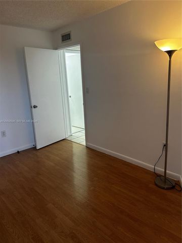 6955 NW 186th St F407, Hialeah, FL 33015