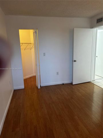 6955 NW 186th St F407, Hialeah, FL 33015