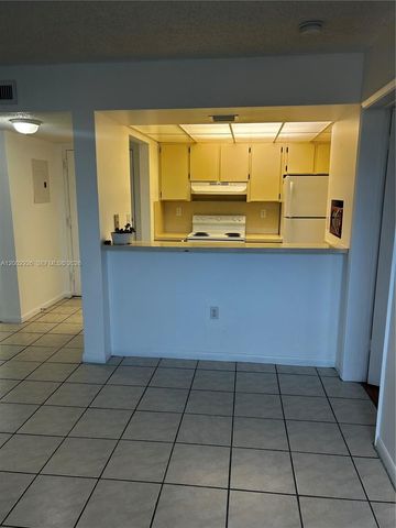 6955 NW 186th St F407, Hialeah, FL 33015