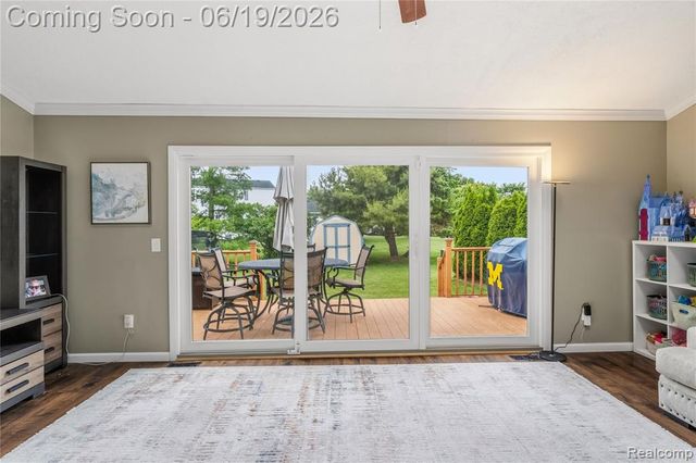 45209 Saltz Road, Canton, MI 48187