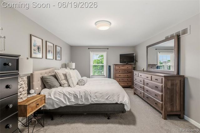 45209 Saltz Road, Canton, MI 48187