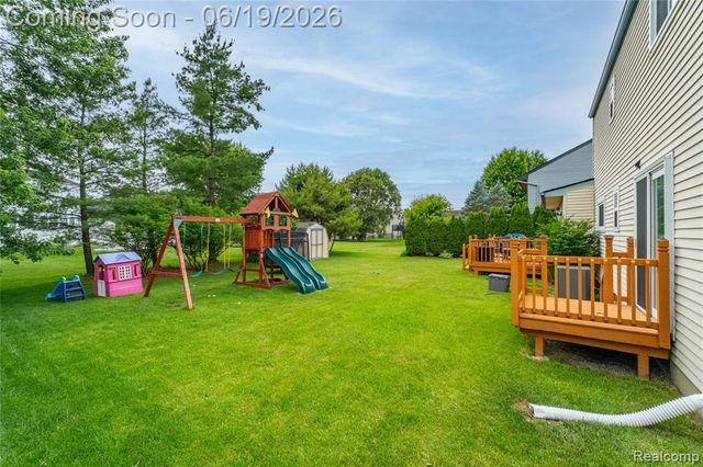 45209 Saltz Road, Canton, MI 48187