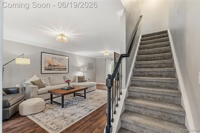 45209 Saltz Road, Canton, MI 48187