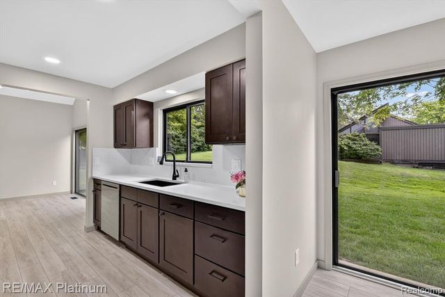 32 Haverhill Court, Ann Arbor, MI 48105