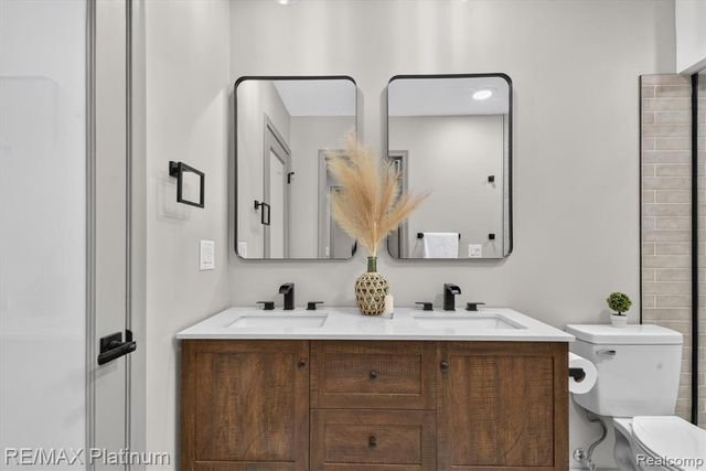 32 Haverhill Court, Ann Arbor, MI 48105
