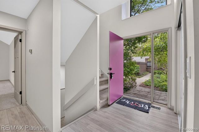 32 Haverhill Court, Ann Arbor, MI 48105