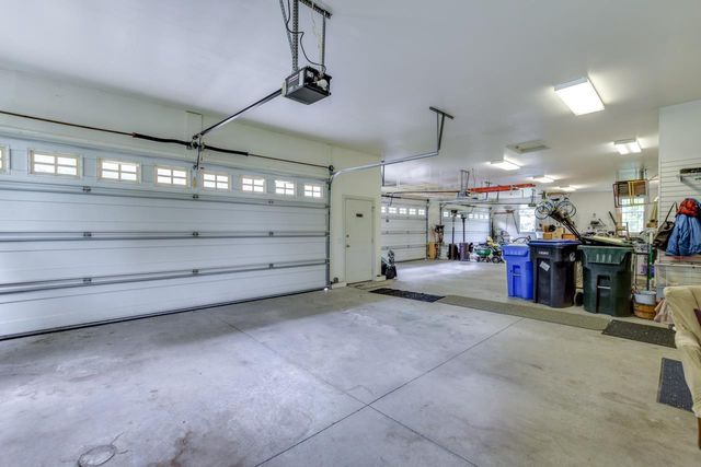 3310 Saracen Way, Verona, WI 53593