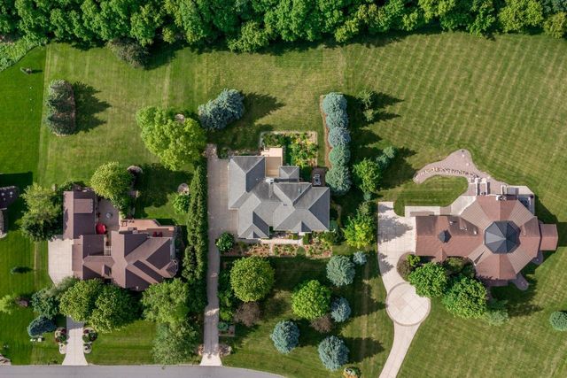 3310 Saracen Way, Verona, WI 53593