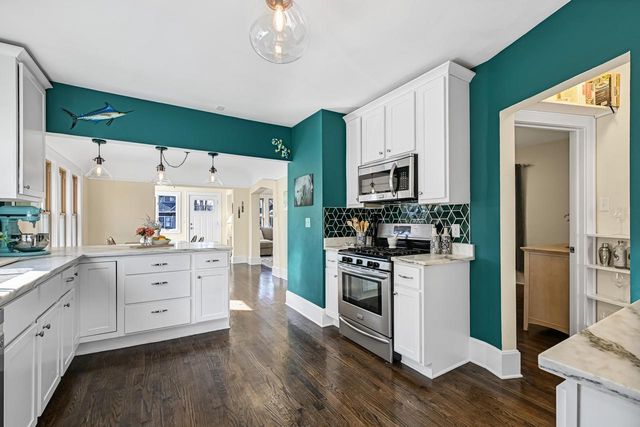 2634 N 71st STREET, Wauwatosa, WI 53213